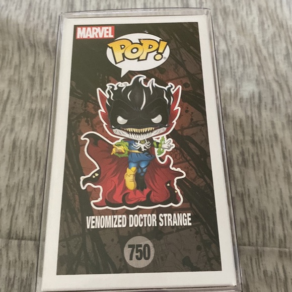 Venomized Doctor Strange Funko Pop! - Picture 4 of 6